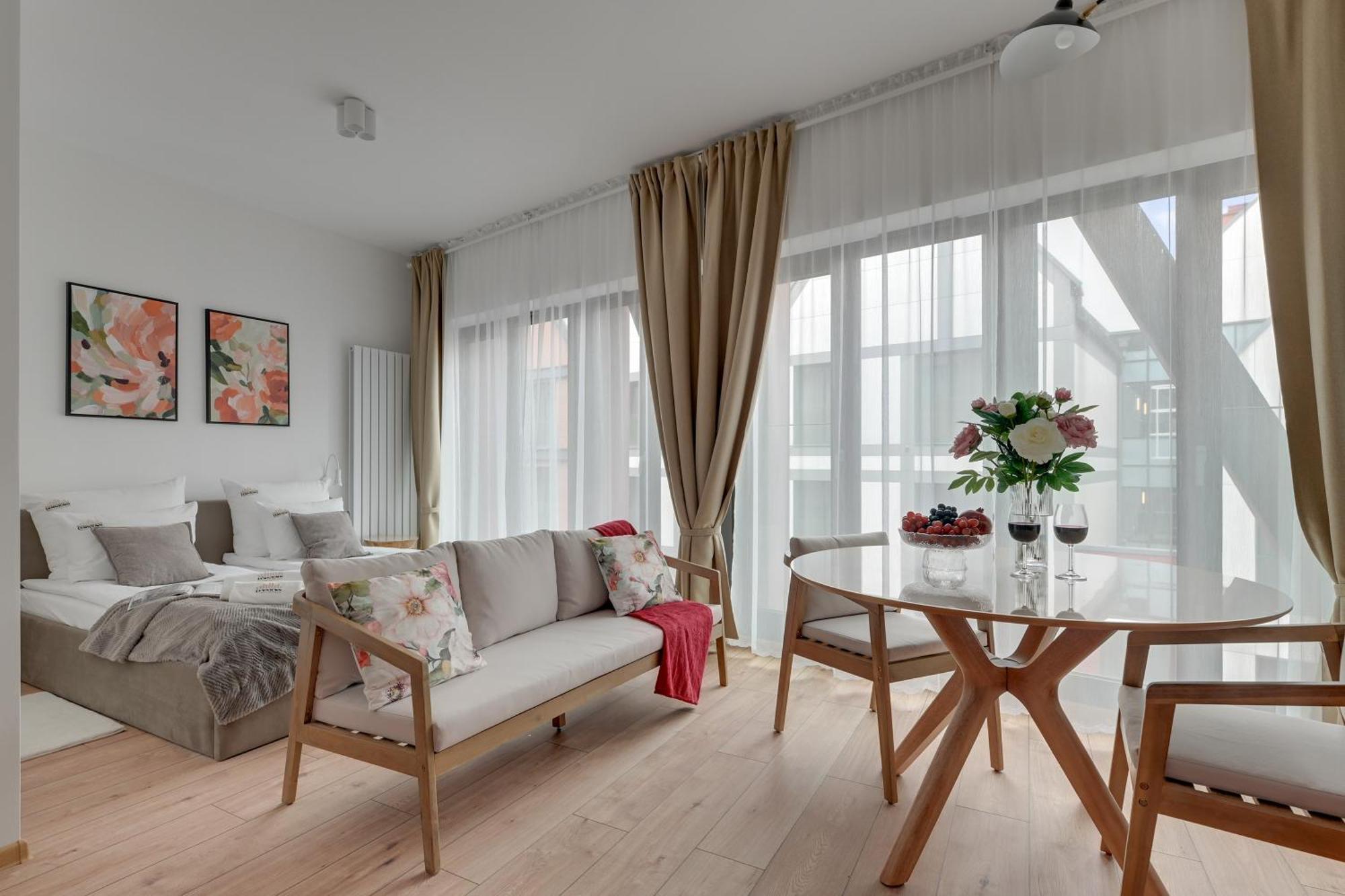 Granaria Premium Suites By Downtown Apartments — Photos 2